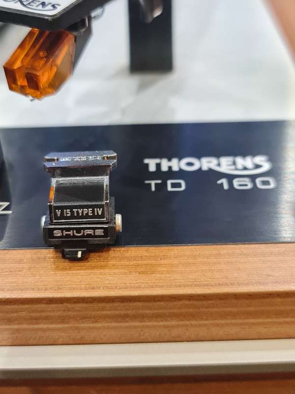 Thorens TD160 Belt Drive Turntable and LPs