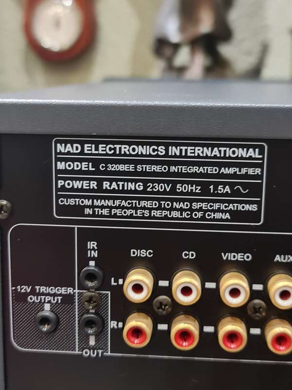 NAD C320BEE Integrated Stereo Amplifier and NAD C521BEE Compact CD Player