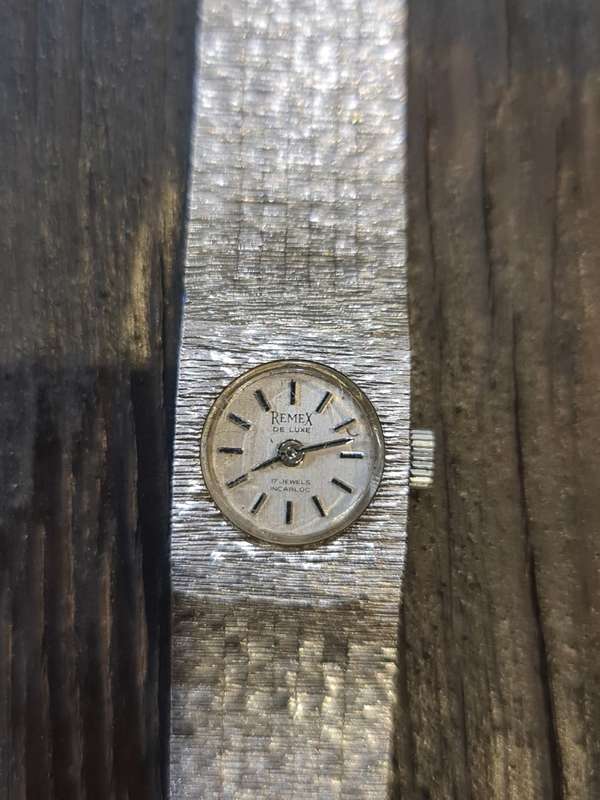 Remex De Luxe 17 Jewels Incabloc 1970`s Vintage Watch