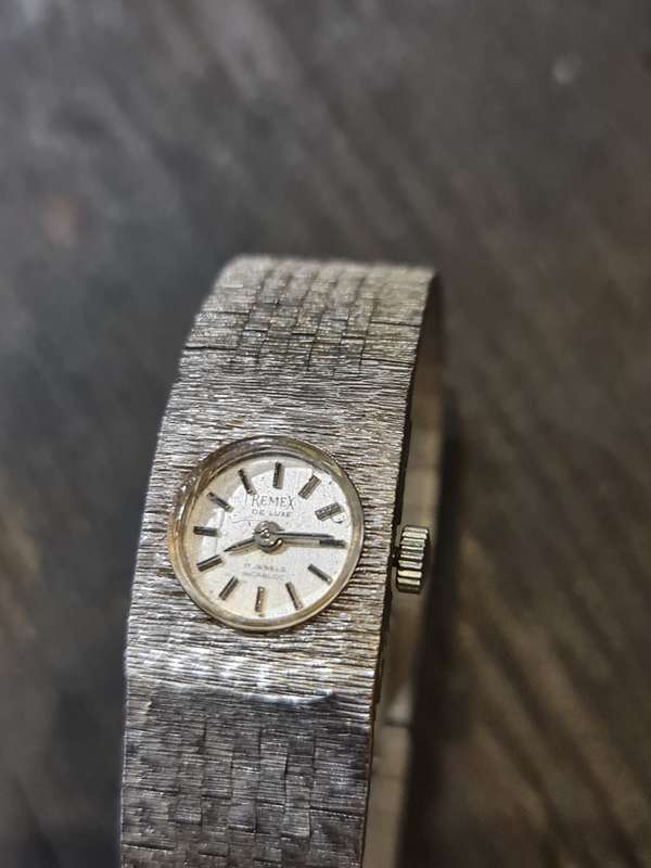 Remex De Luxe 17 Jewels Incabloc 1970`s Vintage Watch