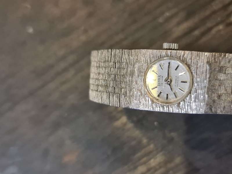 Remex De Luxe 17 Jewels Incabloc 1970`s Vintage Watch
