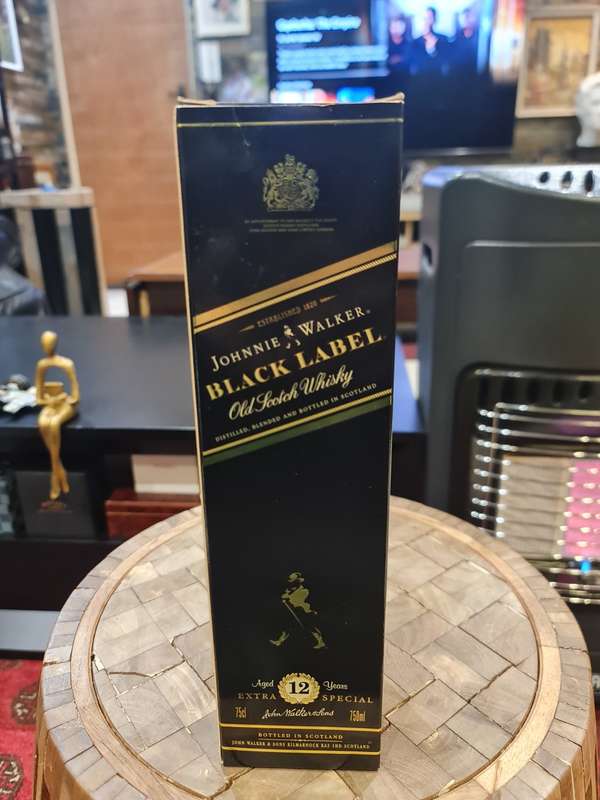 Johnnie Walker Black Label 12 Year Old Extra Special - 1980