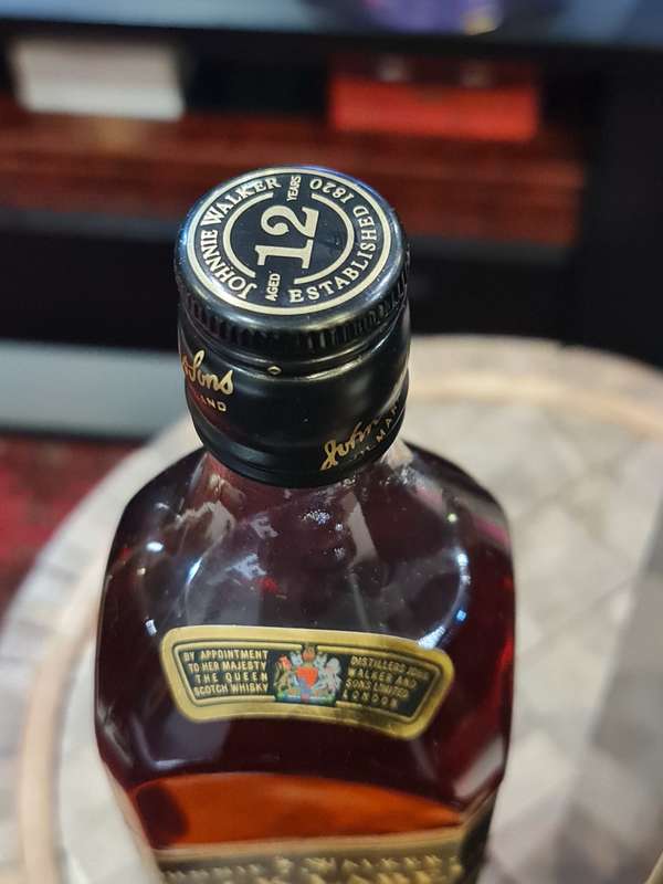 Johnnie Walker Black Label 12 Year Old Extra Special - 1980