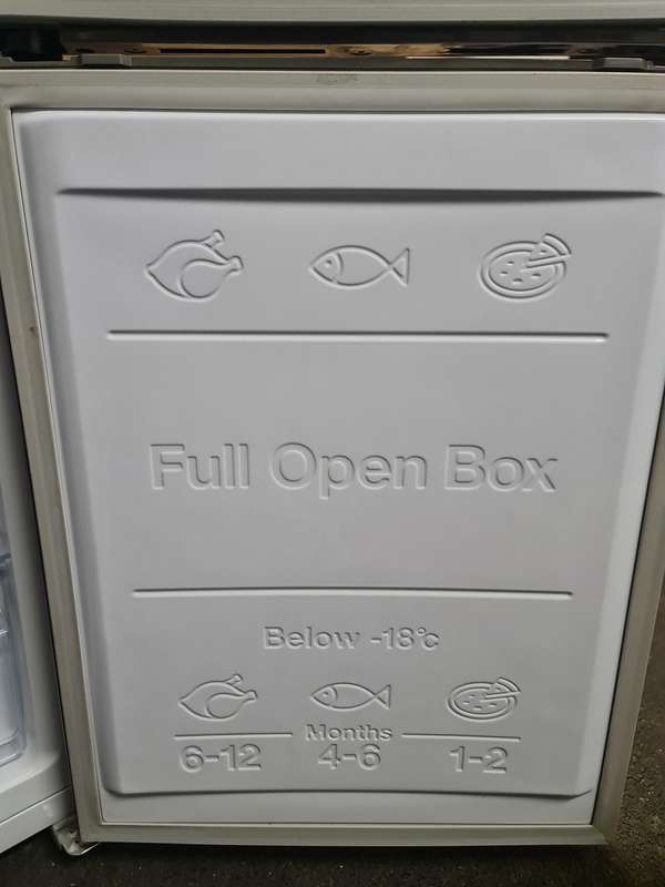 Samsung 329L Silver Combi Fridge- RB31HWJ3DSS