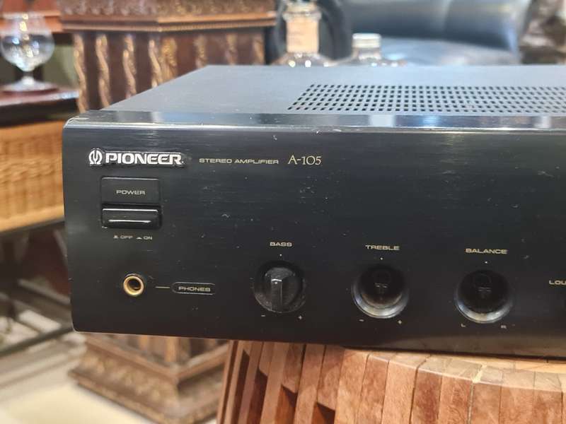 Pioneer A-105 Stereo Integrated Amplifier