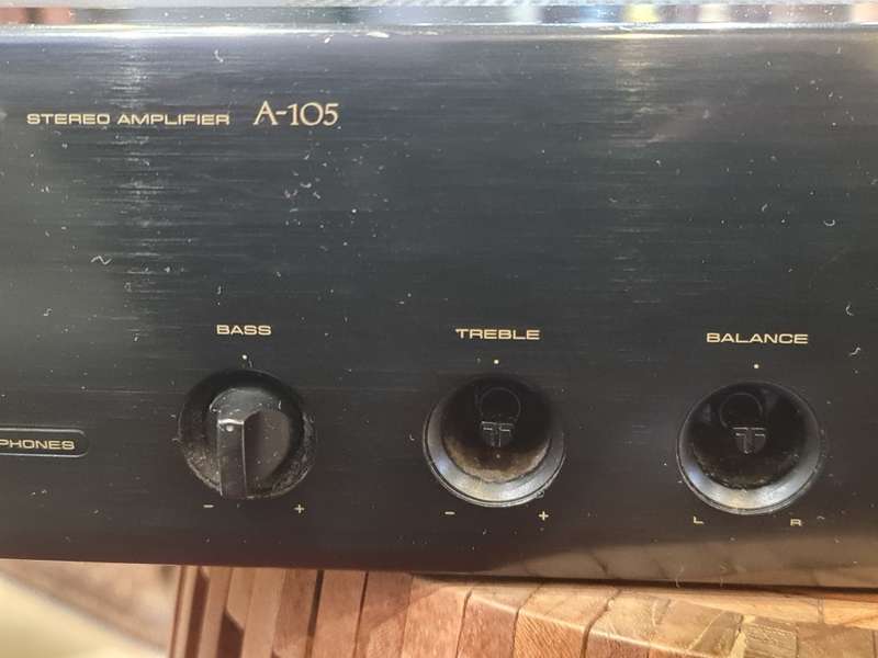 Pioneer A-105 Stereo Integrated Amplifier