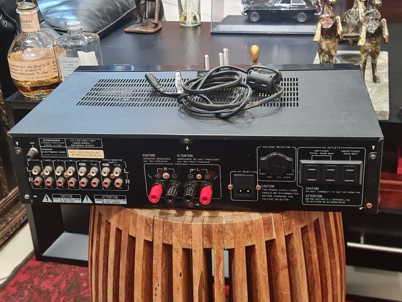 Pioneer A-105 Stereo Integrated Amplifier