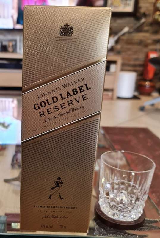 Johnnie Walker Gold Label Reserve
