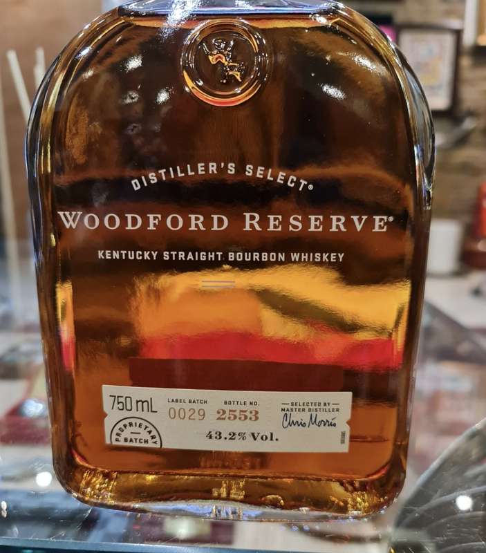 Bourbon Distiller`s Select Kentucky Straight Bourbon Whiskey