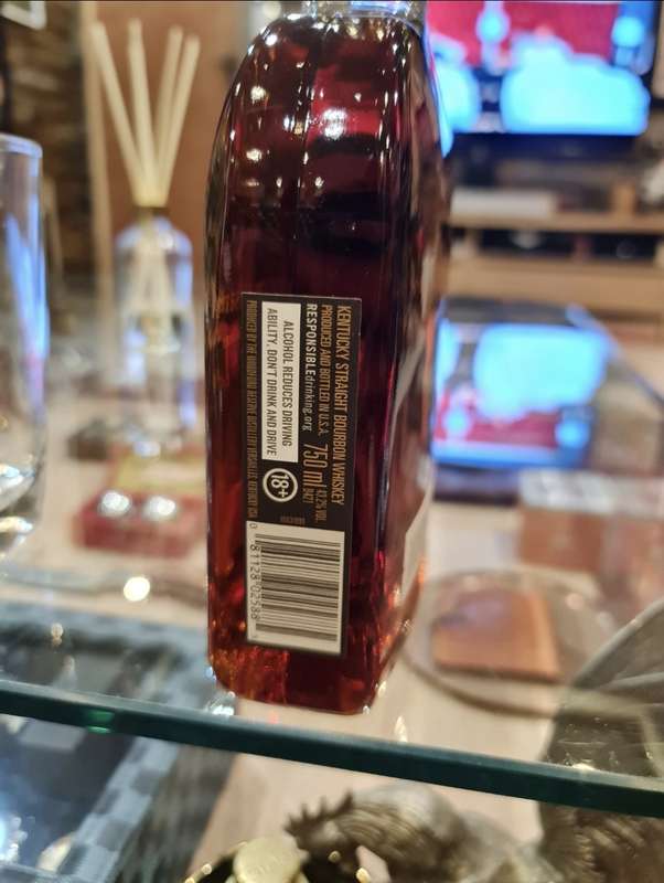 Bourbon Distiller`s Select Kentucky Straight Bourbon Whiskey