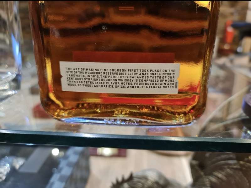 Bourbon Distiller`s Select Kentucky Straight Bourbon Whiskey