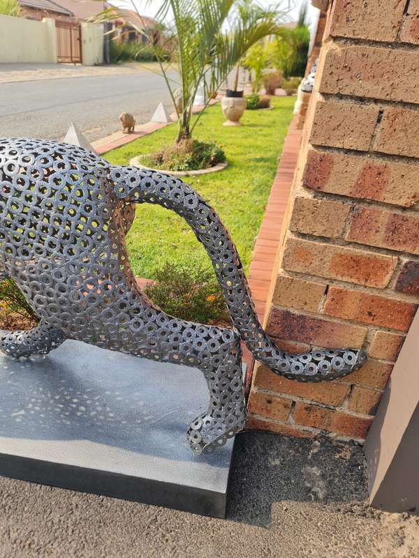 Life Size Leopard Metal Sculpture