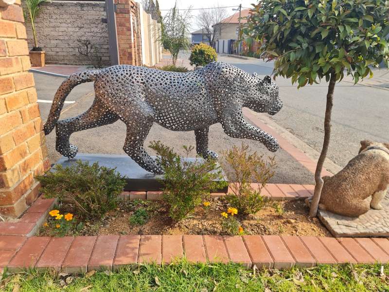 Life Size Leopard Metal Sculpture
