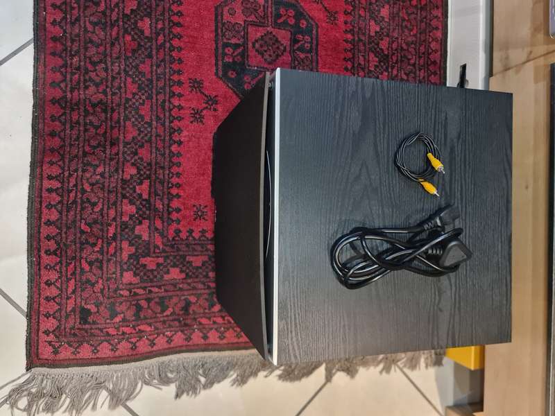 Polk Audio PSW 12 - 12 Inch Powered Subwoofer