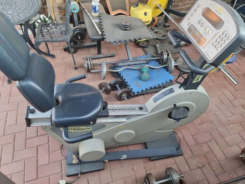 Technogym XT Pro Recumbent Bike