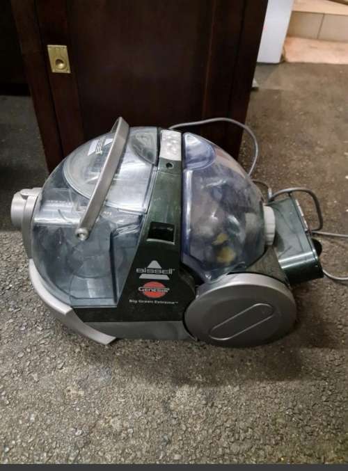 Bissell Genesis Big Green Extreme Vacuum Cleaner