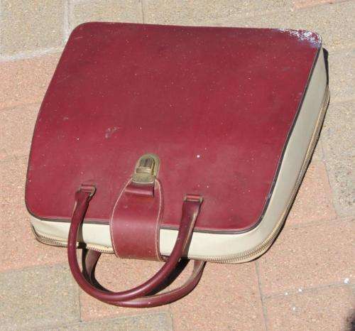 UNDERWOOD Typewriter + case