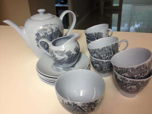 J & G Meakin _ ROMANTIC ENGLAND - 15pc