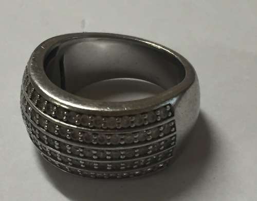 ***BARGAIN*** 925 STERLING SILVER LADIES RING INCL 93 WHITE STONES SIZE 9 (FREE SHIPPING)