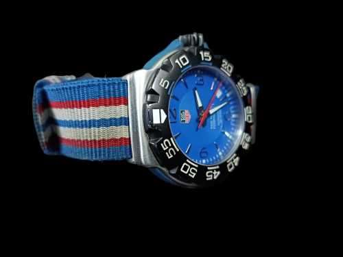 TAG Heuer Formula 1, Men`s Watch, Series 3, Blue Dial, Date, Nato Strap  (2004 Model)