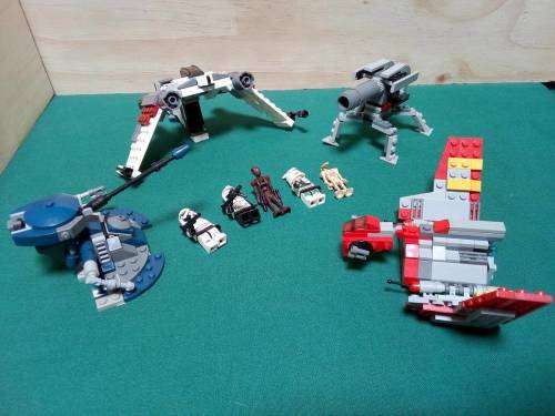 Two Discontinued Classic Star Wars Lego Brickmaster sets (Battle for the stolen crystals and Battle