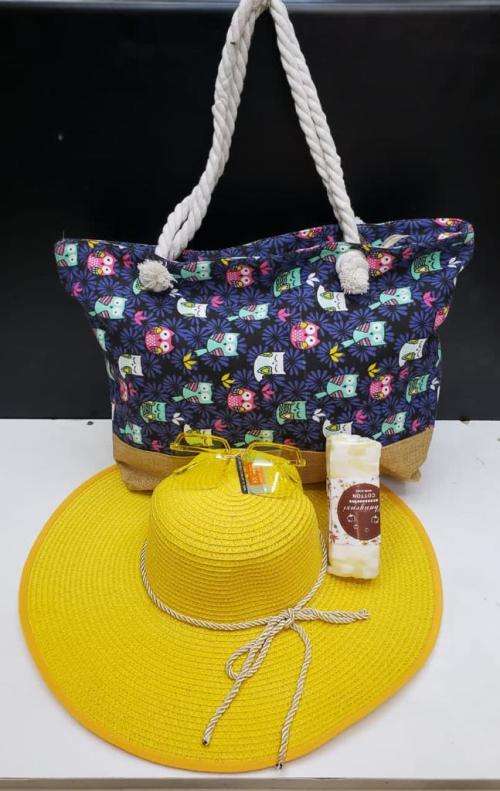 STRAW HAT WITH ACCESSORIES!!