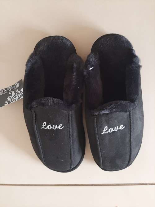 LADIES SLEEPERS