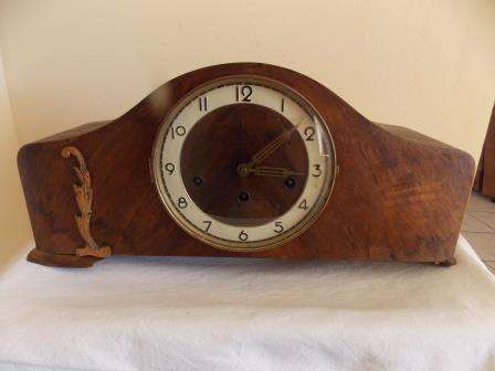 MANTLE CLOCK