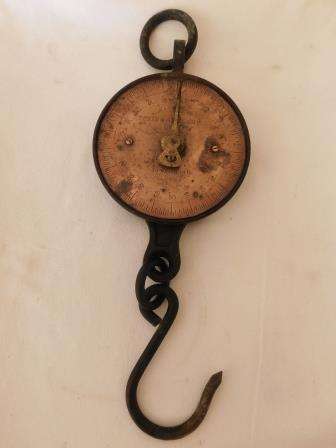 SALTER'S SPRING BALANCE SCALE NO 20 TO WEIGH 100LB