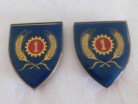 1 MAINTENANCE UNIT BADGES