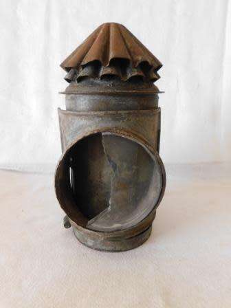 HAND HELD BOAT SIGNAL LANTERN