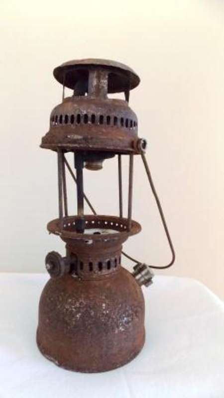 VINTAGE ORIGINAL REGD AEROPLANE PARAFFIN LANTERN