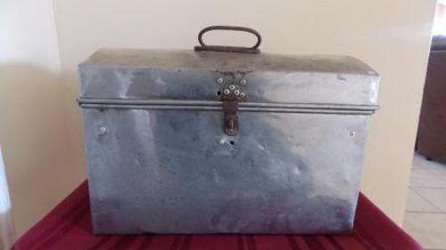 SOUTH AFRICAN RAILWAYS DRIVER LUNCH BOX