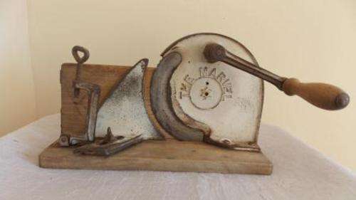 VINTAGE BREAD/MEAT SLICER - THE MARVEL