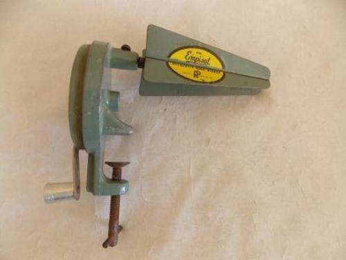 VINTAGE THE EMPISAL WOOL WINDER