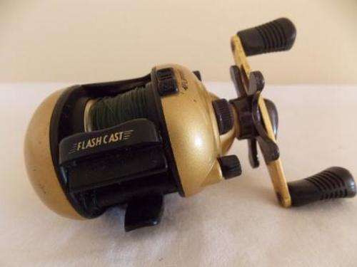 VINTAGE MARADO BAITCASTING REEL LUNA-1