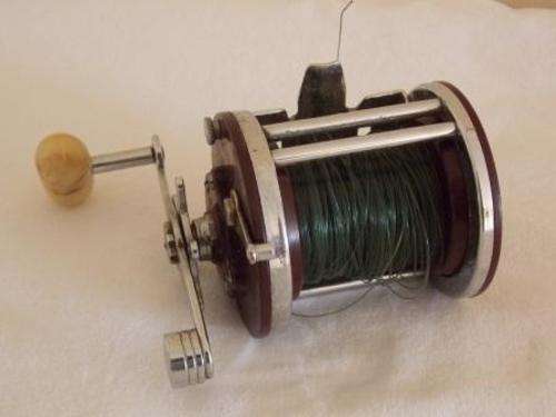 VINTAGE PENN 500 JIG MASTER FISHING REEL