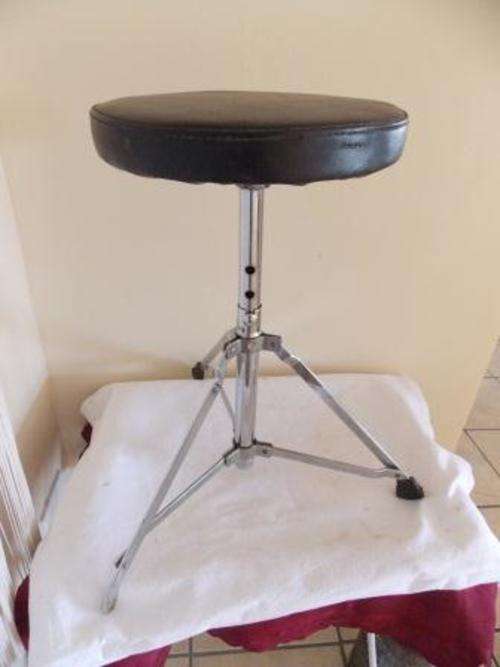 DRUM THRONE