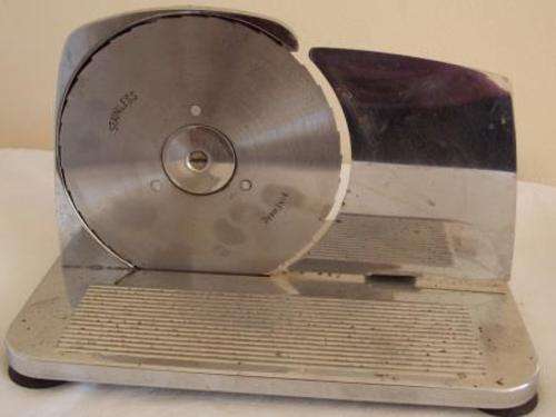 PINEWARE STAINLESS STEEL BREAD SLICER