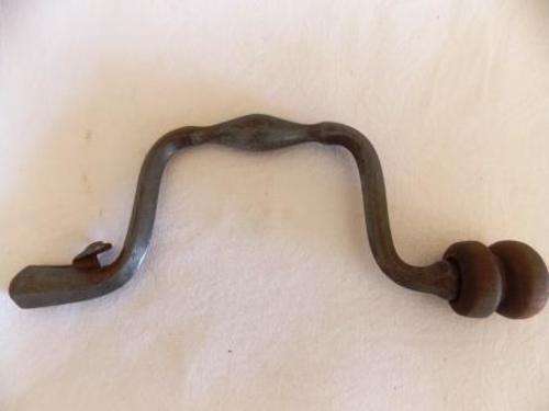 WOOD WORKING HAND DRILL