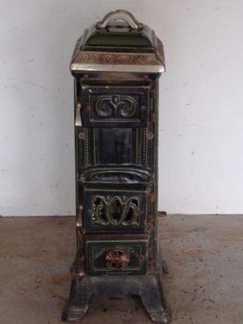 CAST IRON ENAMEL WOOD/COAL STOVE