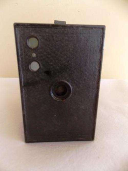 BROWNIE CAMERA NO 2A MODEL C