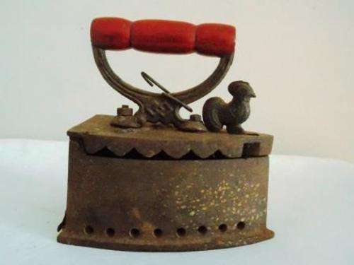 ORIGINAL CLOTHES IRON USING HOT COALS