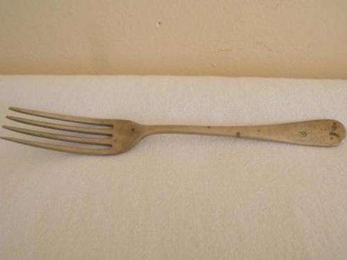 WW2 FORK STAMPED T.G. LTD 1942