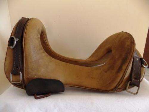 McLELLAN HORSE SADDLE