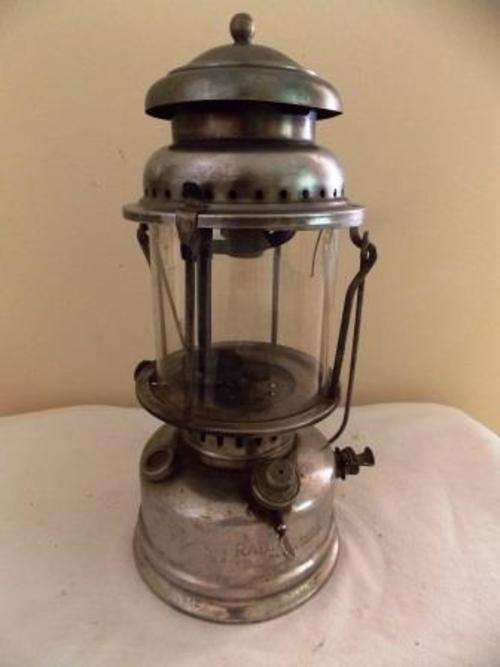 RADIUS LTD NO 110 PARAFFIN LAMP