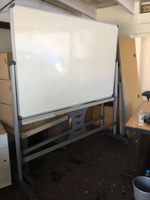 White board with stand