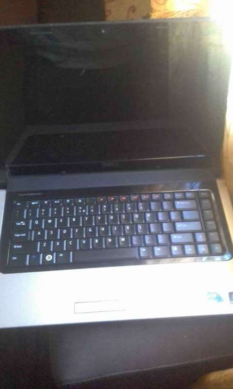 2x dead laptops
