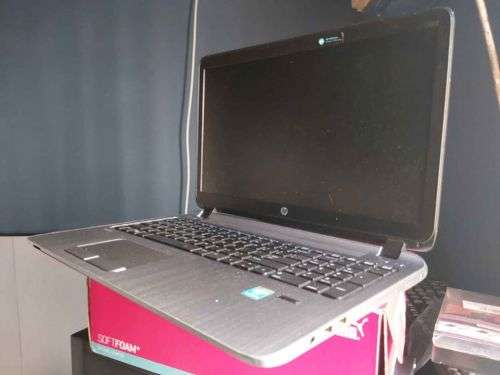 2x dead laptops