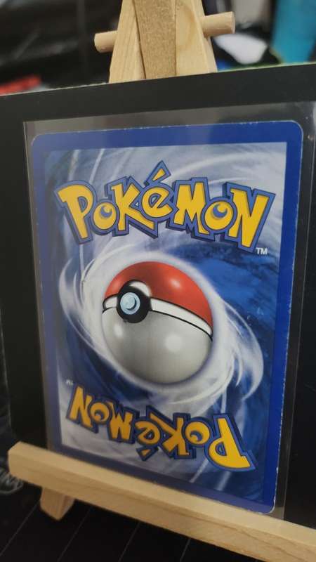 original pokemon cards- Pikachu (1999)